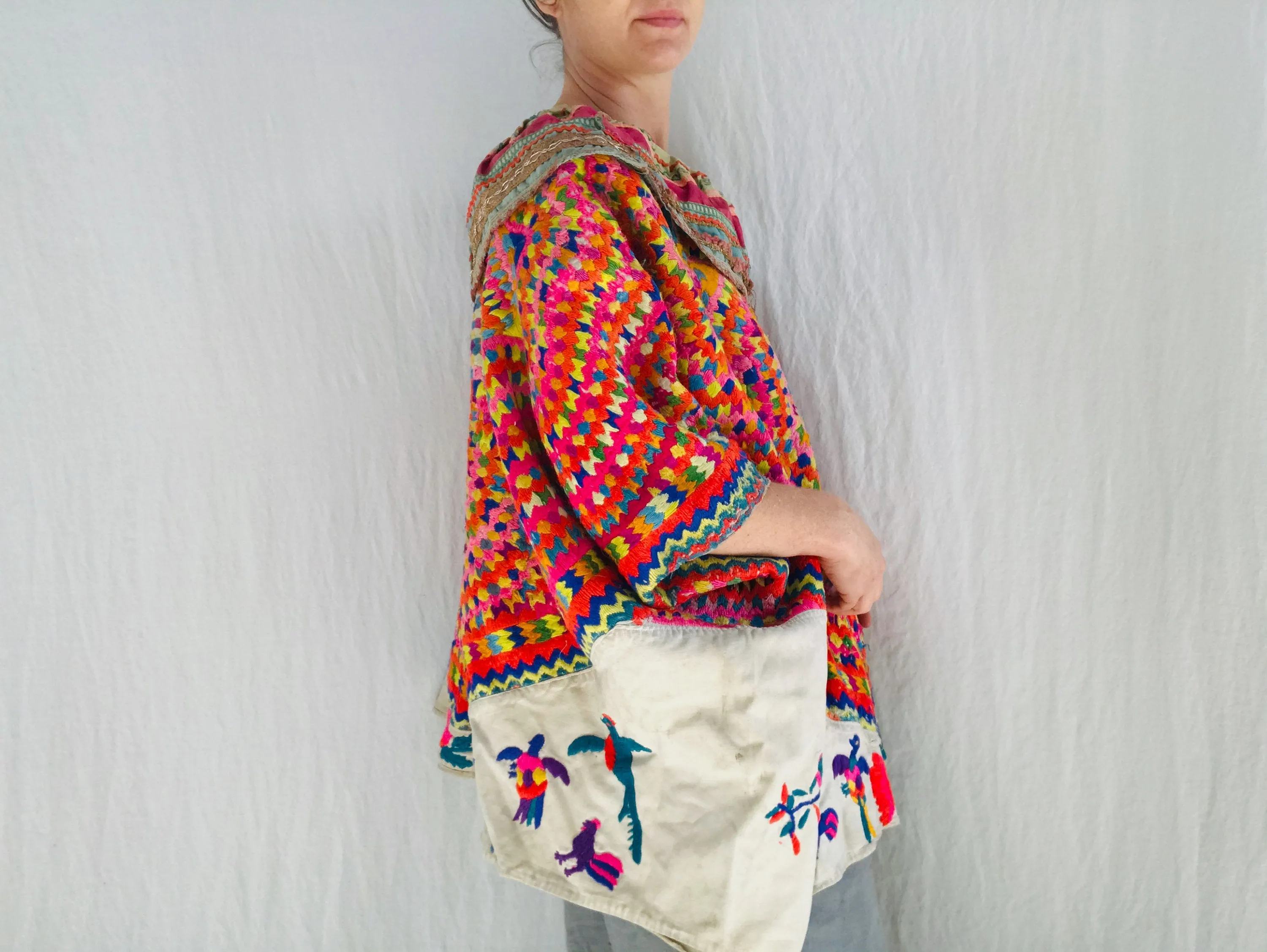 Vintage Guatemalan Huipil. Full San Mateo Ixtatan. Hand-Embroidered